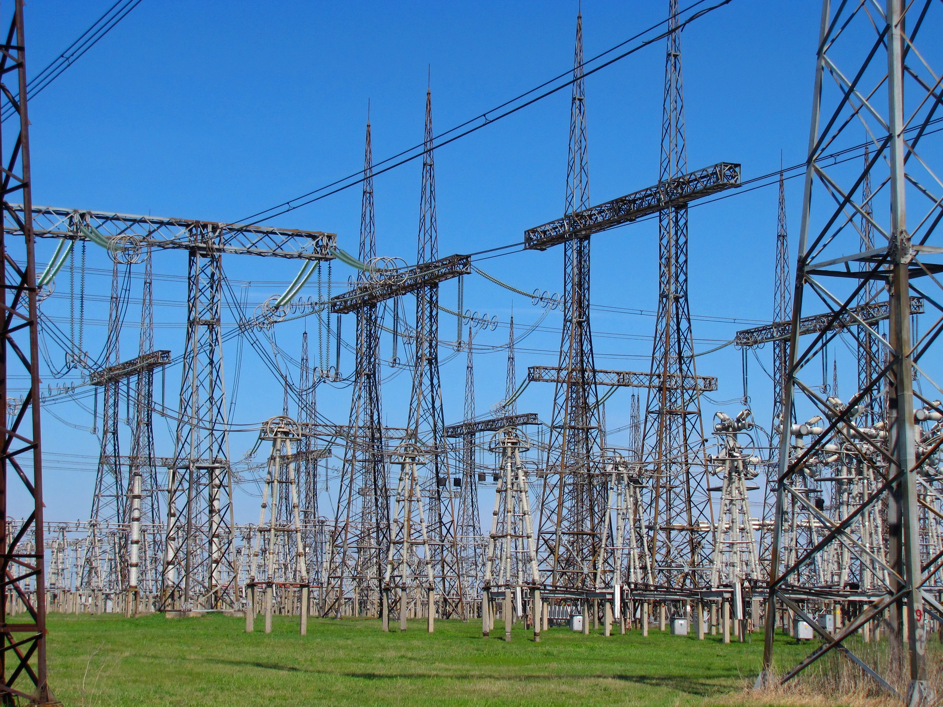 Switchgear and busbars in a high-voltage substation switchyard